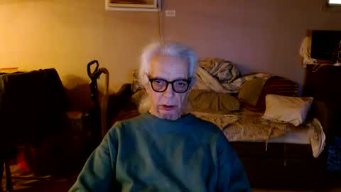 Snapshot of tom112292014 chatting on January 10, 7:04 pm tom112292014 online show from January 10, 7:04 pm