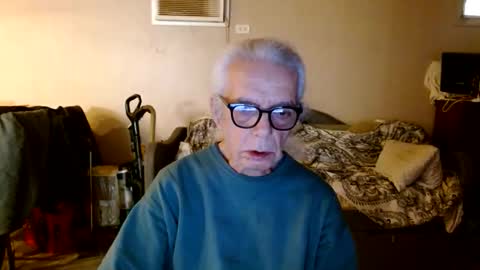 Snapshot of tom112292014 chatting on January 12, 4:01 pm tom112292014 online show from January 12, 4:01 pm