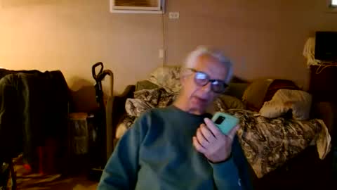 Snapshot of tom112292014 chatting on January 16, 5:39 pm tom112292014 online show from January 16, 5:39 pm