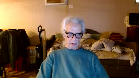 Snapshot of tom112292014 chatting on January 19, 2:21 pm tom112292014 online show from January 19, 2:21 pm