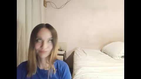 Snapshot of tom316972 chatting on December 27, 2:25 am Flor online show from December 27, 2:25 am