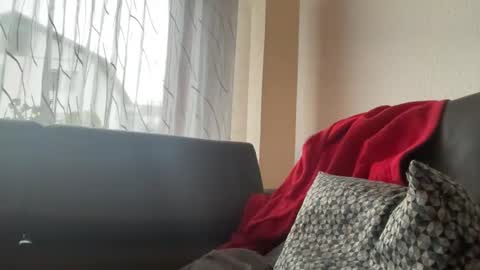 Snapshot of tom6644 chatting on December 21, 9:44 am Tom online show from December 21, 9:44 am