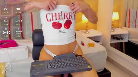 tom_affleck online show from March 31, 8:20 pm