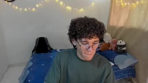 Tom Blue online show from February 4, 4:35 pm