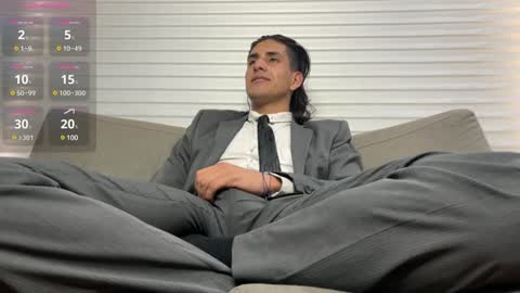 TOM online show from January 28, 7:10 pm