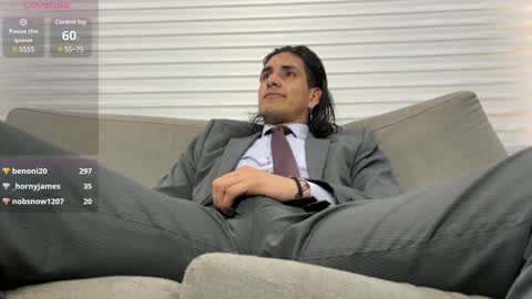 TOM online show from February 6, 3:09 pm