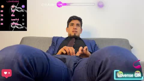 TOM online show from April 17, 1:25 pm