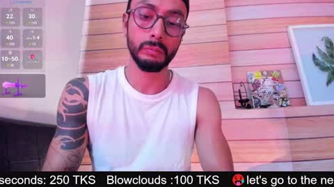Snapshot of tom_cooper_1 chatting on January 18, 1:40 pm Master of pleasure online show from January 18, 1:40 pm