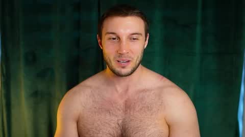 Tom online show from May 31, 5:09 pm