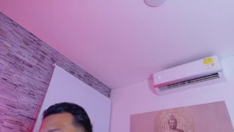 Tom muscle1 online show from April 13, 12:10 pm