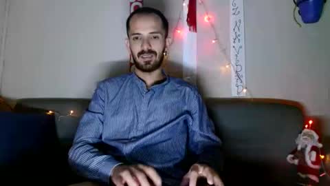 tomas gerauld. make me happy with 10000 tokens online show from December 15, 1:35 am