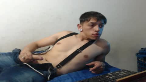 tomas_turbado_ online show from April 9, 6:19 am