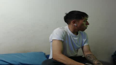 tomas_turbado_ online show from April 10, 5:56 am