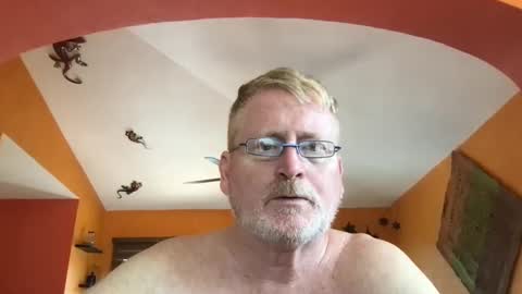 Hola online show from September 19, 6:19 pm