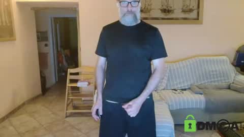 Snapshot of tomasmilian77 chatting on July 17, 11:31 pm Tomas Milian online show from July 17, 11:31 pm