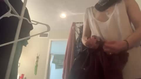 Snapshot of tomboy_titties chatting on October 29, 11:34 am tomboy_titties online show from October 29, 11:34 am