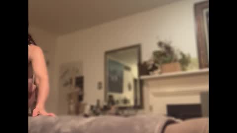 Snapshot of tomboy_titties chatting on November 16, 9:15 am tomboy_titties online show from November 16, 9:15 am