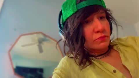 tomboy_titties online show from March 22, 8:45 pm