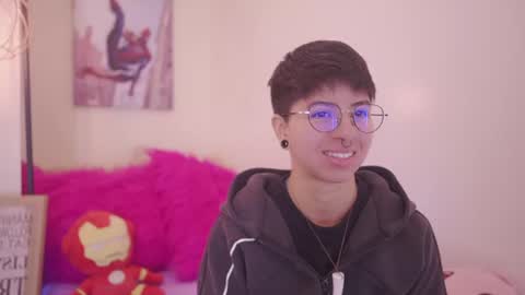 Snapshot of tomboy_tommy chatting on July 6, 12:57 pm Tommy online show from July 6, 12:57 pm