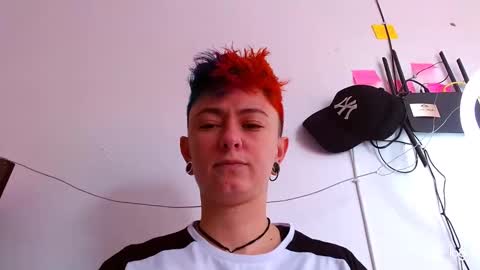 Blue online show from February 6, 5:09 pm