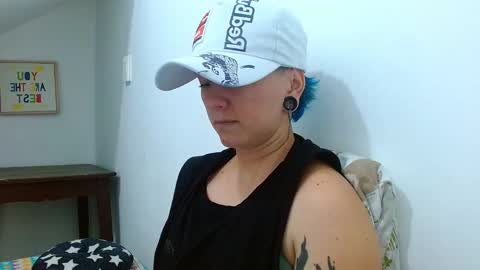 Blue online show from March 27, 11:26 pm