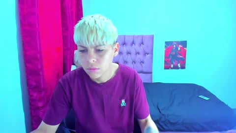 Snapshot of tomboygirl69 chatting on February 5, 2:59 pm tomboygirl69 online show from February 5, 2:59 pm