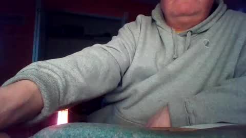 tomcat4848 online show from December 14, 9:52 pm