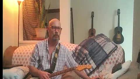 Snapshot of tomcatsawyer chatting on June 22, 5:48 am sirmuggsalot online show from June 22, 5:48 am