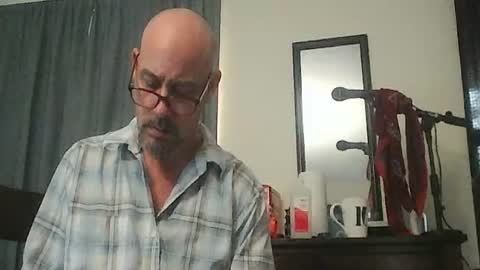 Snapshot of tomcatsawyer chatting on July 9, 10:52 am sirmuggsalot online show from July 9, 10:52 am