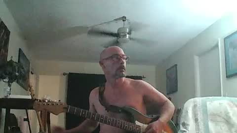 Snapshot of tomcatsawyer chatting on July 14, 7:02 am sirmuggsalot online show from July 14, 7:02 am
