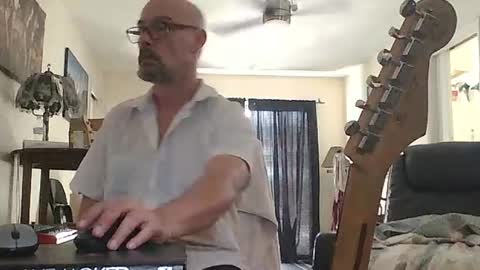 Snapshot of tomcatsawyer chatting on July 15, 6:57 pm sirmuggsalot online show from July 15, 6:57 pm