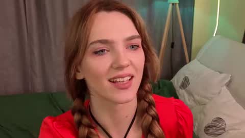 Snapshot of tomikavilandre chatting on July 31, 7:13 pm Lana online show from July 31, 7:13 pm