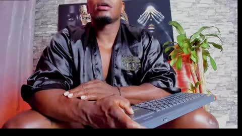 Snapshot of tommike388 chatting on January 20, 12:39 pm Tom Mike online show from January 20, 12:39 pm