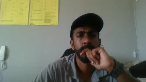 Snapshot of tommy_007_vercetti chatting on January 20, 8:41 am Tommy Vercetti online show from January 20, 8:41 am