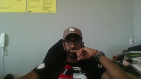 Snapshot of tommy_007_vercetti chatting on September 17, 11:01 am Tommy Vercetti online show from September 17, 11:01 am