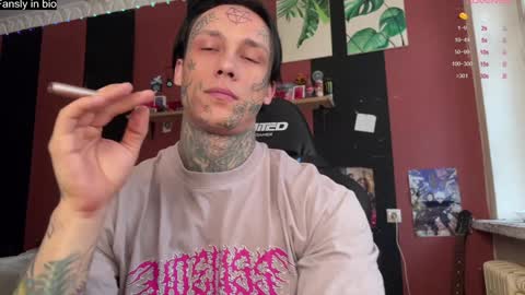 Tommy and Katana online show from January 4, 7:24 am