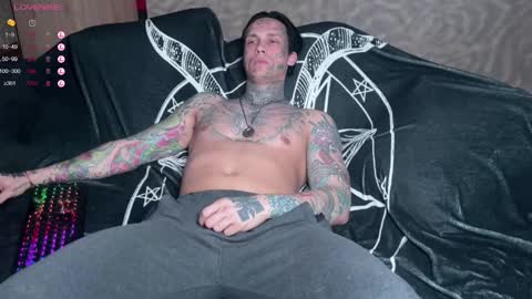 Tommy and Katana online show from February 11, 4:02 pm