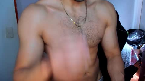 Snapshot of tommy_bred chatting on September 15, 6:19 pm Twitter BreddTommy IG tommy bredd online show from September 15, 6:19 pm