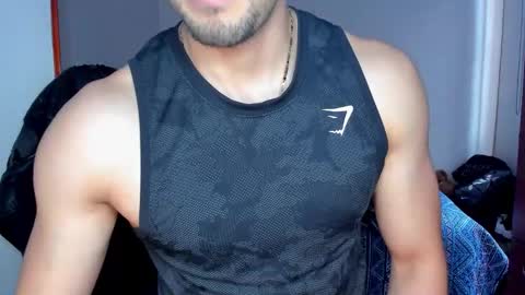 Snapshot of tommy_bred chatting on November 19, 7:14 pm Twitter BreddTommy IG tommy bredd online show from November 19, 7:14 pm