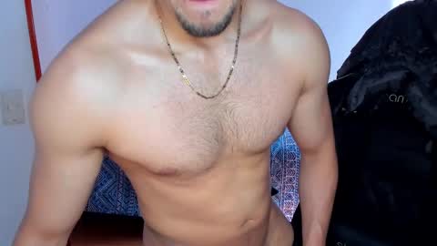 Snapshot of tommy_bred chatting on November 22, 6:18 pm Twitter BreddTommy IG tommy bredd online show from November 22, 6:18 pm