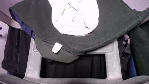   Thomas    online show from January 31, 1:33 am