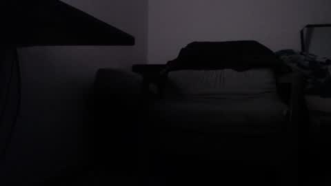   Thomas    online show from February 28, 3:15 am