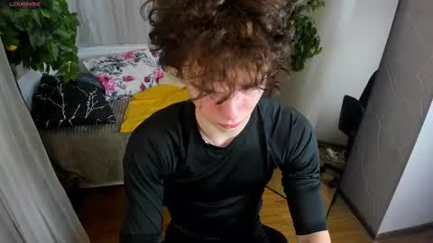 Snapshot of tommy_jamm chatting on February 26, 3:52 pm Tommy online show from February 26, 3:52 pm