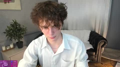 Snapshot of tommy_jamm chatting on March 5, 3:29 pm Tommy online show from March 5, 3:29 pm