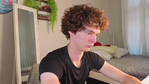 Snapshot of tommy_jamm chatting on September 9, 3:44 pm Tommy online show from September 9, 3:44 pm