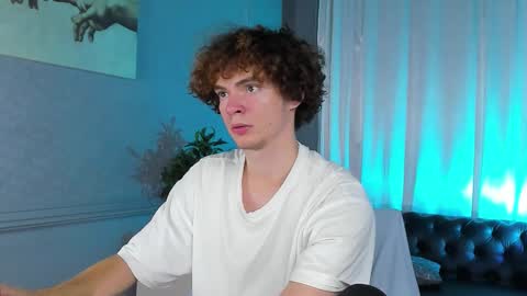 Snapshot of tommy_jamm chatting on October 13, 2:06 pm Tommy online show from October 13, 2:06 pm