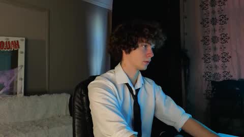 Snapshot of tommy_jamm chatting on November 4, 9:19 am Tommy online show from November 4, 9:19 am