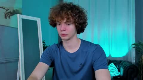 Snapshot of tommy_jamm chatting on November 7, 2:28 pm Tommy online show from November 7, 2:28 pm