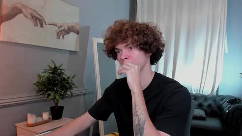 Snapshot of tommy_jamm chatting on November 10, 2:38 pm Tommy online show from November 10, 2:38 pm