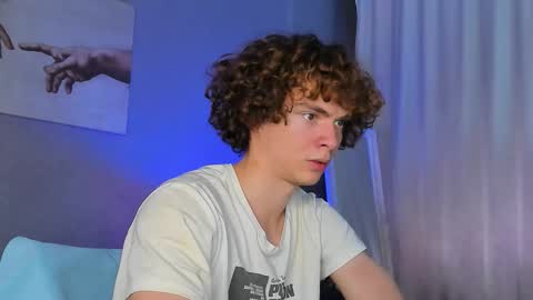 Snapshot of tommy_jamm chatting on November 18, 2:54 pm Tommy online show from November 18, 2:54 pm